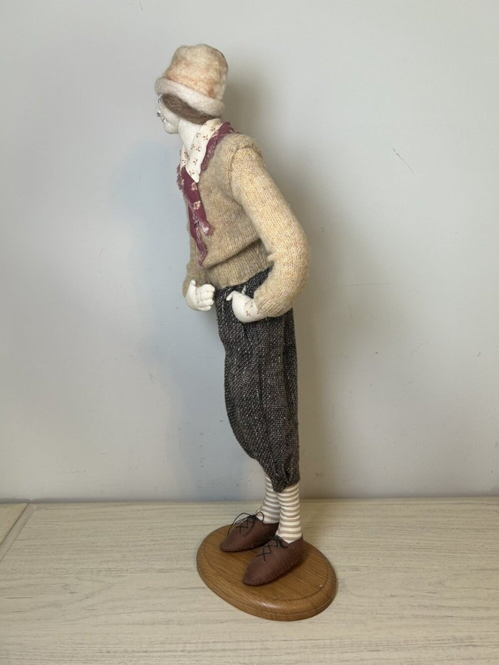 Akira Blount Doll Handmade Needle Sculpted Signed Vintage 24” With Stand - Picture 6 of 16